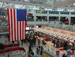 Aeropuerto JKF de Nueva York instala última tecnología para verificar documentos e identidad