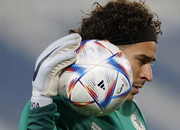 ¿Es el final para Guillermo Ochoa? Jimmy Lozano, dispuesto a abrir la competencia por el puesto de portero