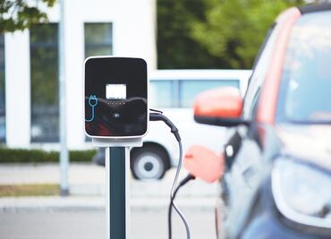 Nueva York añadirá más de 900 vehículos eléctricos a su flota municipal