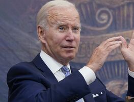 Biden dice que se terminó la pandemia de Covid en EU