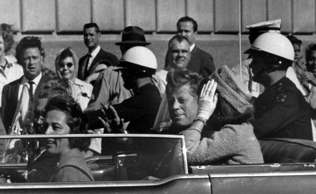 Gobierno de EU hace públicos documentos confidenciales sobre el asesinato de John F. Kennedy. Foto: AP