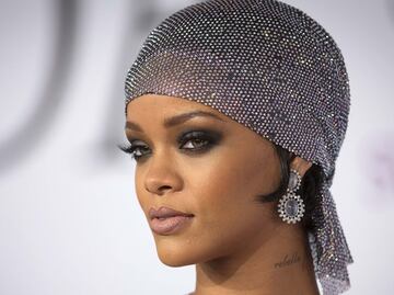 Rihanna, de vendedora de sombreros a la artista más rica del mundo