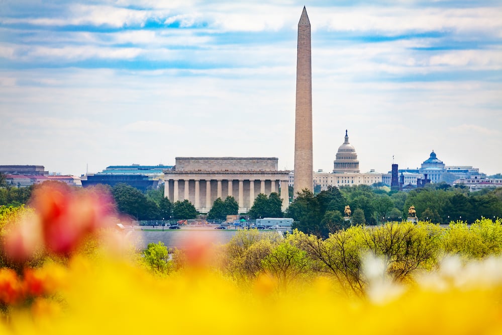 Washington DC/ iStock/ SerrNovik