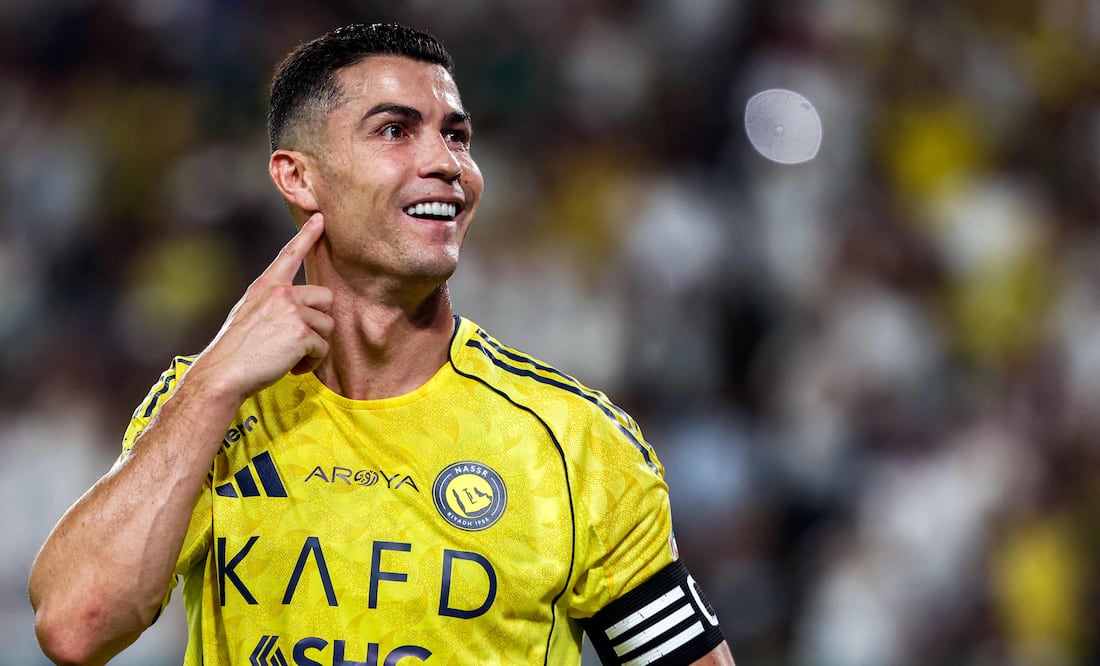 Cristiano Ronaldo rompe récord: Supera los 1,400 millones y se convierte en el futbolista más rico del mundo. Foto: Fayez NURELDINE / AFP