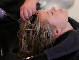Retiran shampoo y productos para cabello por riesgo de cáncer