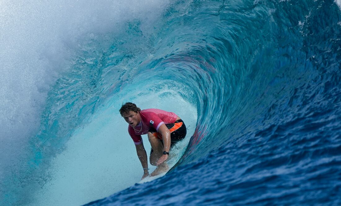 Alan Cleland. ¿Quién es el surfista olímpico que conquistó internet?¿Es mexicano o extranjero? AP Photo/Gregory Bull