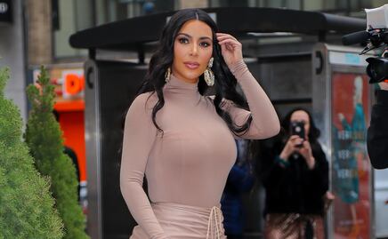 Kim Kardashian deslumbra con fotos en bikini frente al mar 