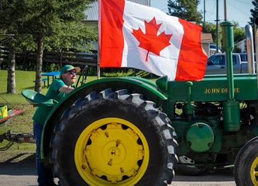 Canadá busca a trabajadores agrícolas mexicanos; ofrece $34,000