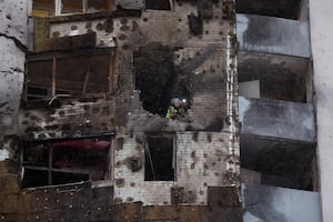 Putin lanza misil hipersónico Oreshnik en Ucrania, arma capaz de portar carga nuclear. VIDEOS