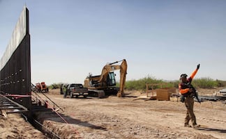 CBP revela cuándo estará listo el muro fronterizo de Trump y estalla la polémica