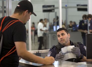 Las 4 preguntas más comunes en Migración de Estados Unidos al viajar con visa de turista