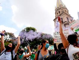 Horror en México por feminicidio de Luz Raquel, mujer quemada viva