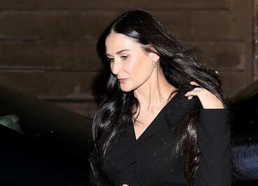 Demi Moore muestra cómo llevar su bikini más atrevido a los 59 años