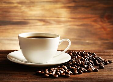 La genética, ¿un factor que te hace beber más café o alcohol?