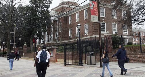 Hombre dispara en fiesta estudiantil en Atlanta; hay 4 heridos