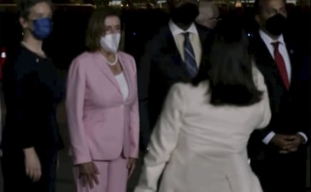 Pelosi dice que visita Taiwán para apoyar a la isla ante "amenazas" de Pekín