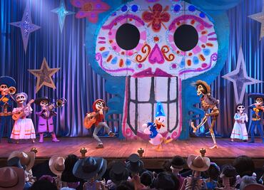 'Coco' de Disney y Pixar llegará a 'Mickey's PhilharMagic' el 17 de julio