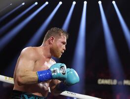 'Canelo' Alvarez festejó su triunfo en exclusivo club de Las Vegas con Eduin Caz  y LuisRConriquez