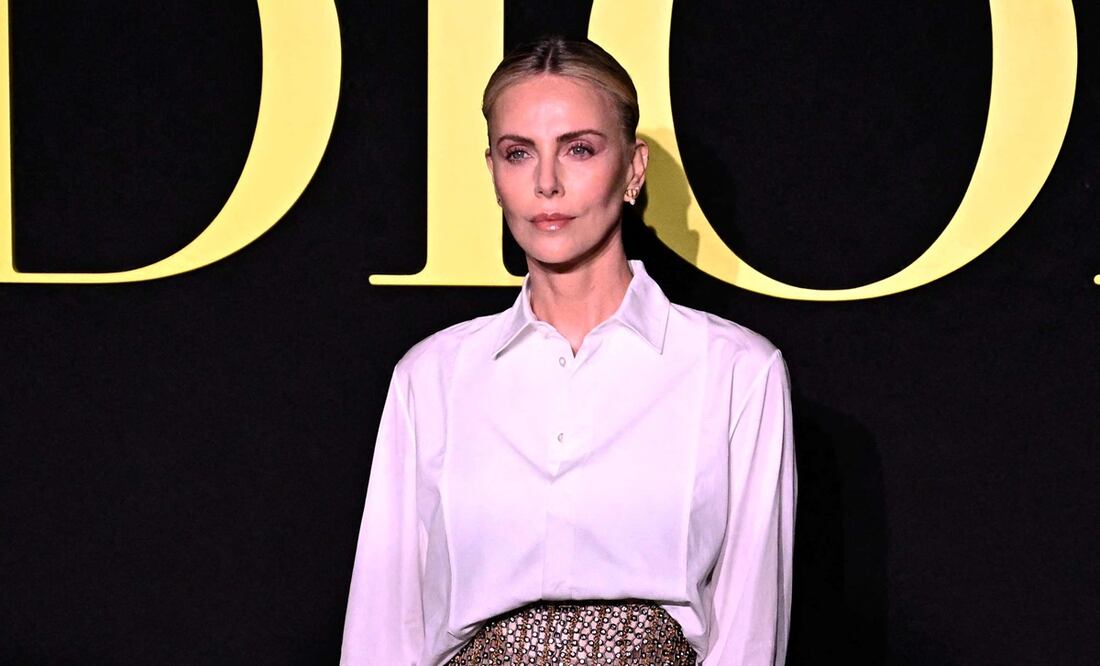 Charlize Theron en el desfile de Christian Dior, durante la Semana de la Moda de París. Foto: AFP.