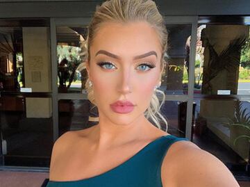 La mejor amiga de Kylie Jenner 'rompe' Instagram con bikini rosa