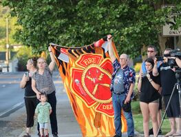 Tragedia en Idaho: emboscan a bomberos que combatían incendio, hay dos muertos