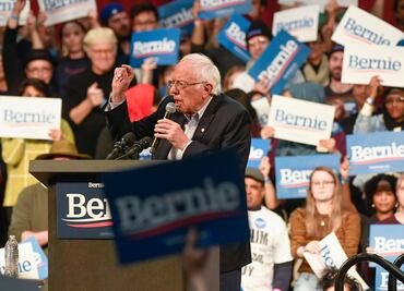 Bernie Sanders respalda a Joe Biden en la carrera presidencial de EU