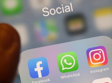 Facebook cierra con fuerte baja de 4.89% tras interrupción del servicio