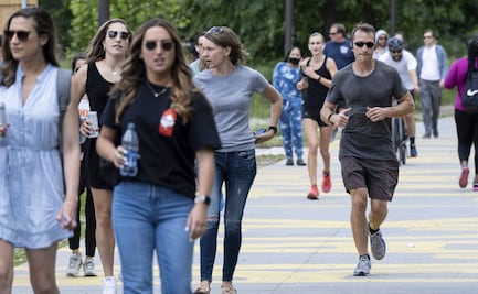 ¿Con o sin cubrebocas?, reina la confusión en Estados Unidos