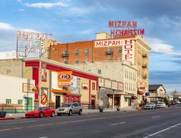 Pasamos una noche en Mizpah Hotel, el 'más embrujado' de Estados Unidos, y así fue la experiencia