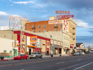 Pasamos una noche en Mizpah Hotel, el 'más embrujado' de Estados Unidos, y así fue la experiencia