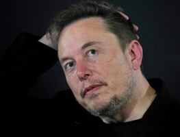 Elon Musk anuncia que Tesla despedirá a unas 15,000 personas