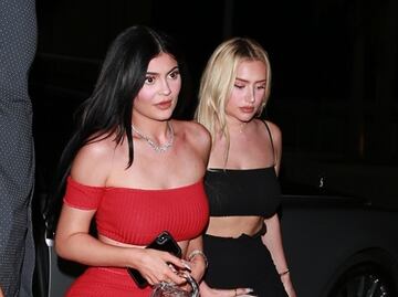 Stassie Karanikolaou enciende Instagram con vestido transparente