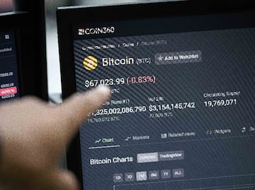 Elecciones en Estados Unidos: El dólar sube y el bitcoin bate un récord ante expectativa de victoria de Trump