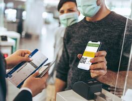 ¿Qué hago si quiero viajar a Estados Unidos pero me pusieron una vacuna no aceptada?