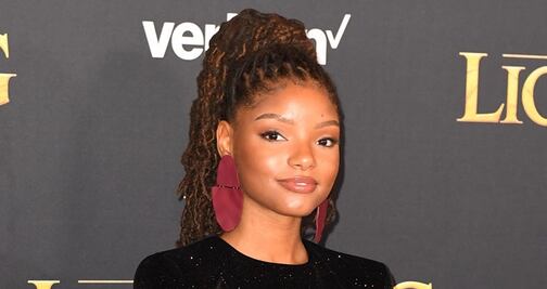 Halle Bailey, la nueva Sirenita, deslumbra en alfombra