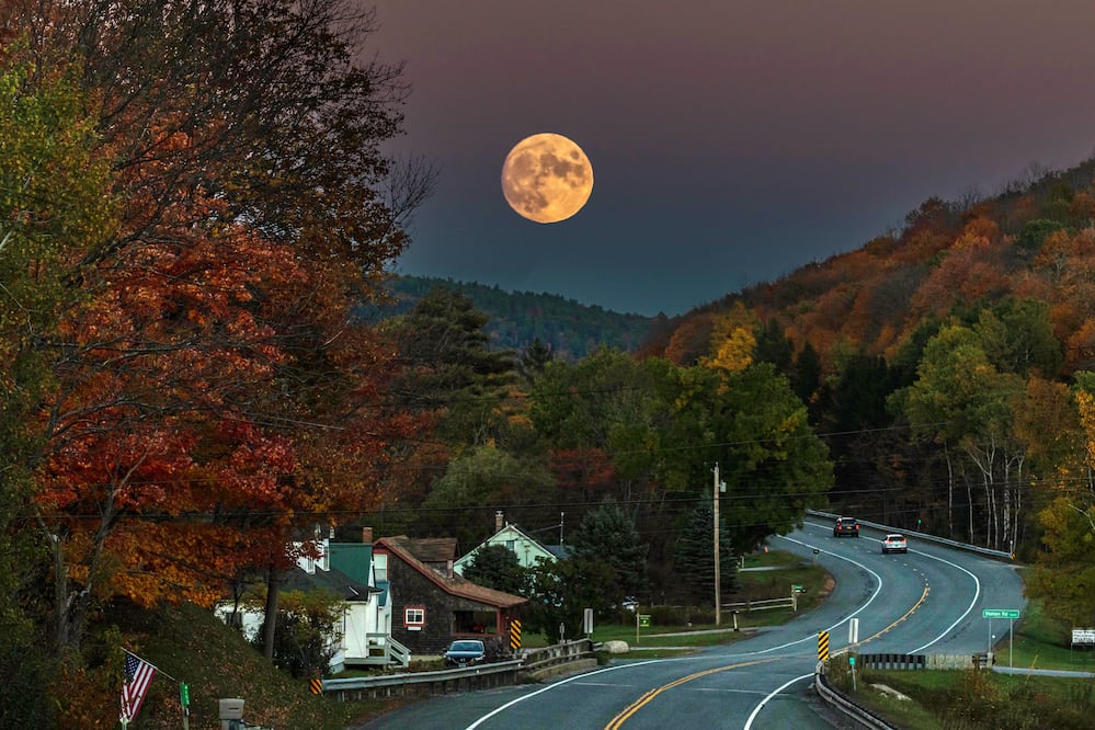 La última Superluna del año y cuatro lluvias de meteoritos; lo imperdible de noviembre. Foto: iSTOCK-Kevin Burkholder