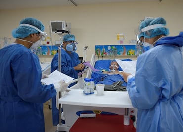 Covid-19 en España. Tras 145 días, hombre deja cuidados intensivos