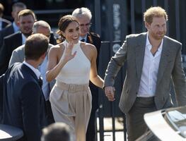 Rey Carlos III recuerda a Harry y Meghan y les expresa su amor