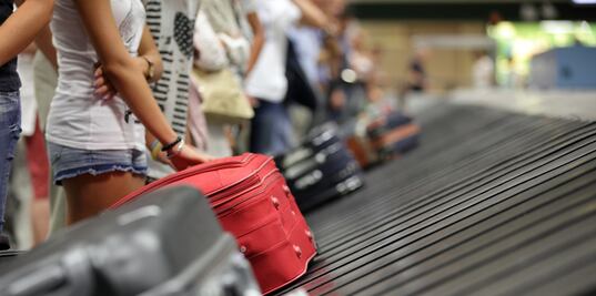 Las aerolíneas de EU más y menos propensas a perder tu equipaje