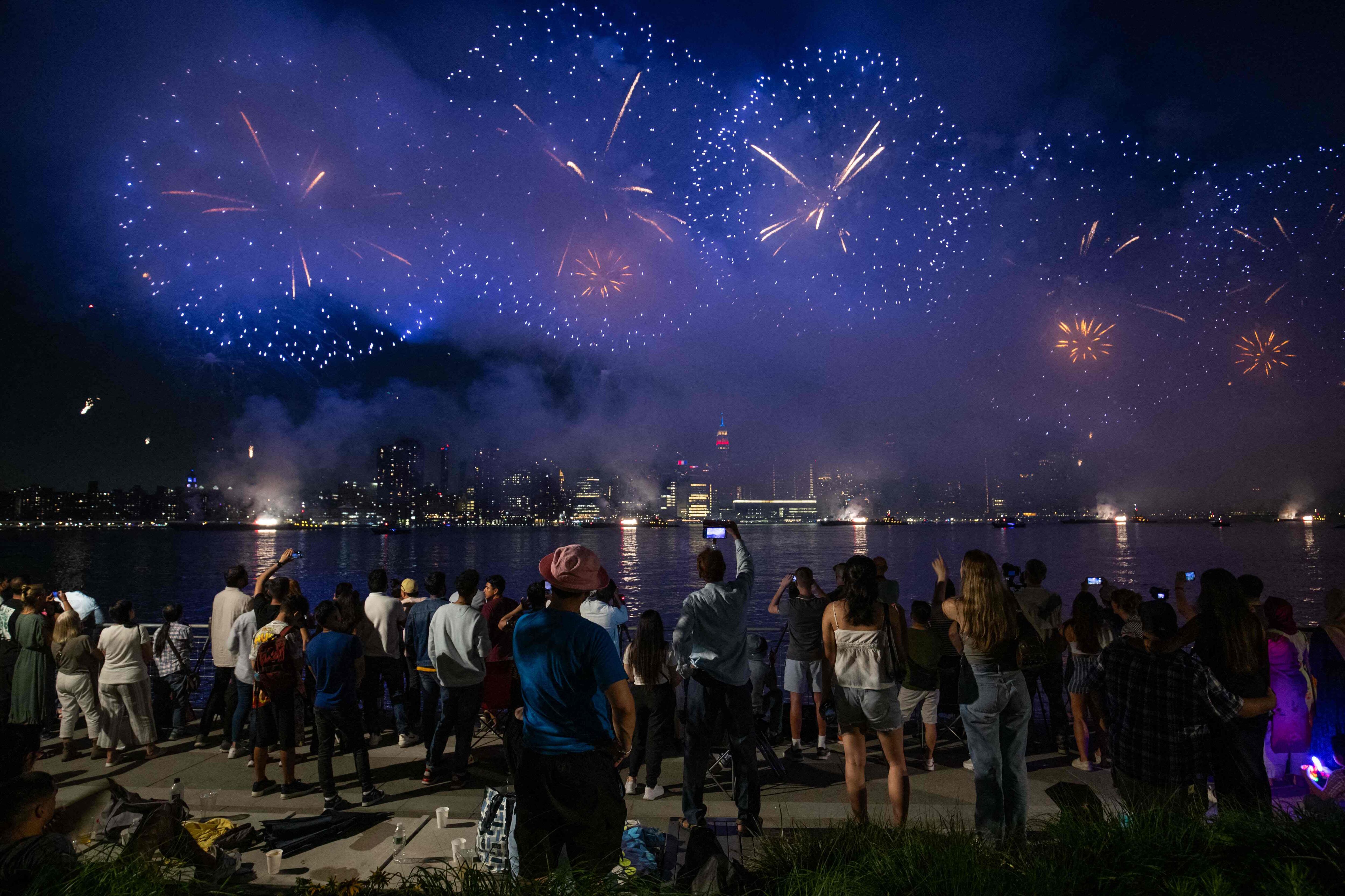 Fuegos artificiales del 4 de julio contaminaron Nueva York tanto como ...