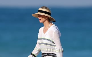 Ivanka Trump se luce con bikini y minivestido de playa en Miami 