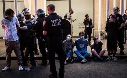 Protestas en NY: 250 manifestantes detenidos por desafiar toque de queda