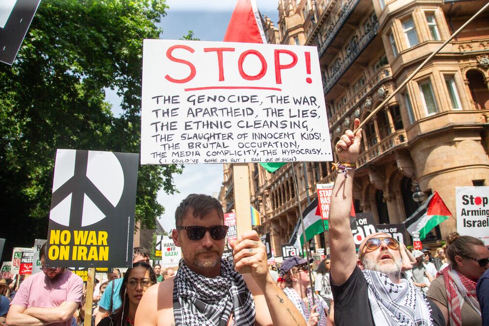 Miles marchan por Palestina en Londres: protestas crecen en Europa por conflicto en Medio Oriente EFE/EPA/TAYFUN SALCI
