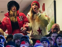 Así festejó Taylor Swift los touchdowns de su novio Travis Kelce. FOTOS