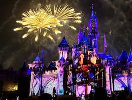 Viaja a Anaheim este 2025 y vive el 70 aniversario de Disneyland Resort de manera mágica
