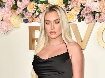 Anastasia Karanikolaou viaja a México y luce curvas de impacto con atrevido microbikini