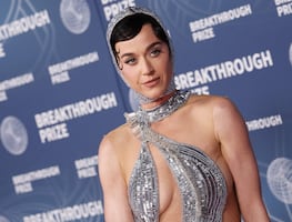 Katy Perry y el espectacular vestido de escote cut out con el que brilló a sus 40 años
