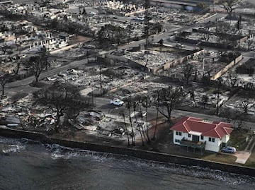 Incendios en Maui: Así sobrevivió al fuego la casa de techo rojo en Hawái