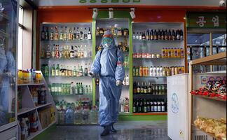 Lo que sabemos del brote "explosivo" de Covid-19 en Corea del Norte