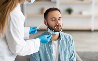 Covid-19: Preocupa variante “bisnieta de ómicron” altamente contagiosa; estos son los síntomas